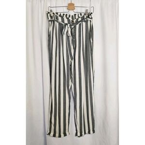 American Eagle white and grey striped flowy/supersoft viscose pants